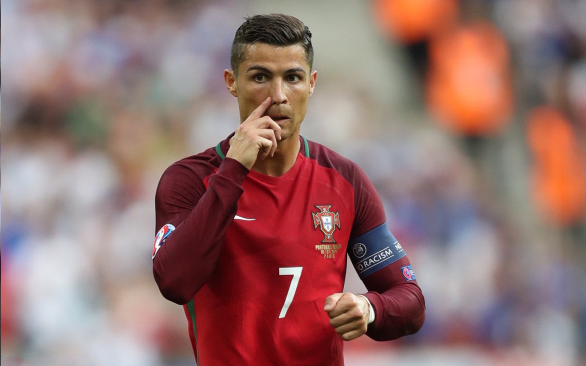 中国足球场馆智慧化升级，智能管理成趋势，足球场馆的产业链分析