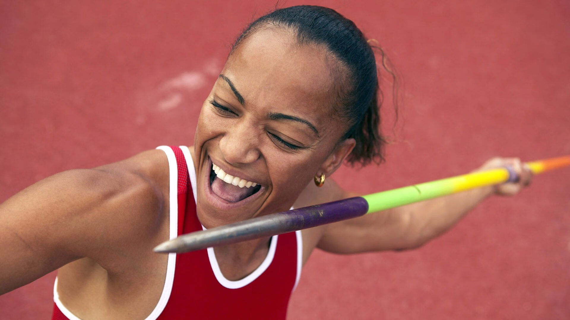 赛事现场粉丝互动不断,志愿者服务周到,志愿者协会视频